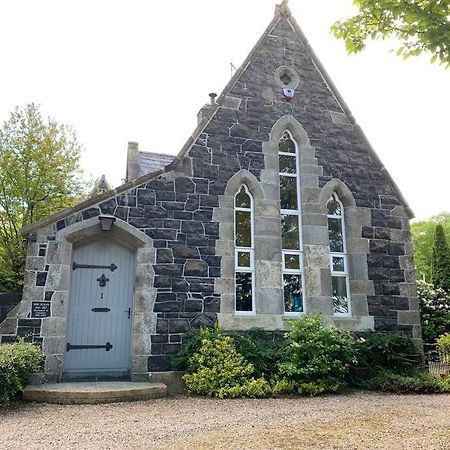 Old Schoolhouse, Galgorm Villa Luaran gambar
