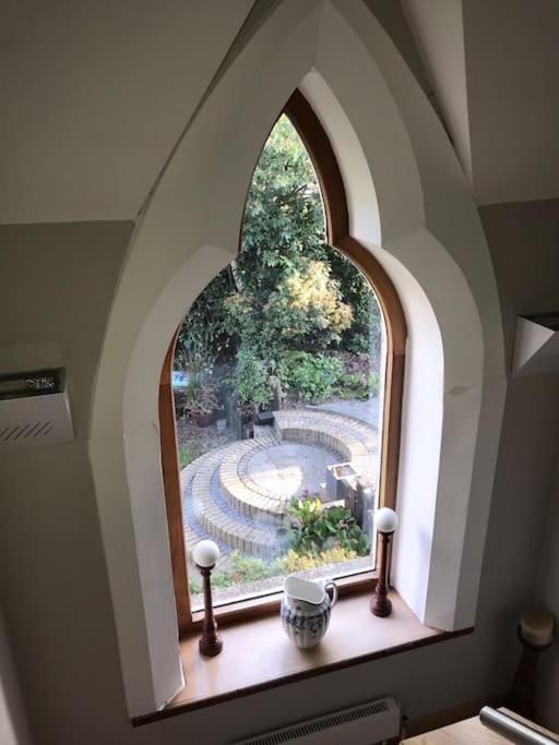 Old Schoolhouse, Galgorm Villa Luaran gambar